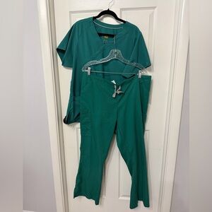 WINK scrub set green straight leg pocket top XL women’s